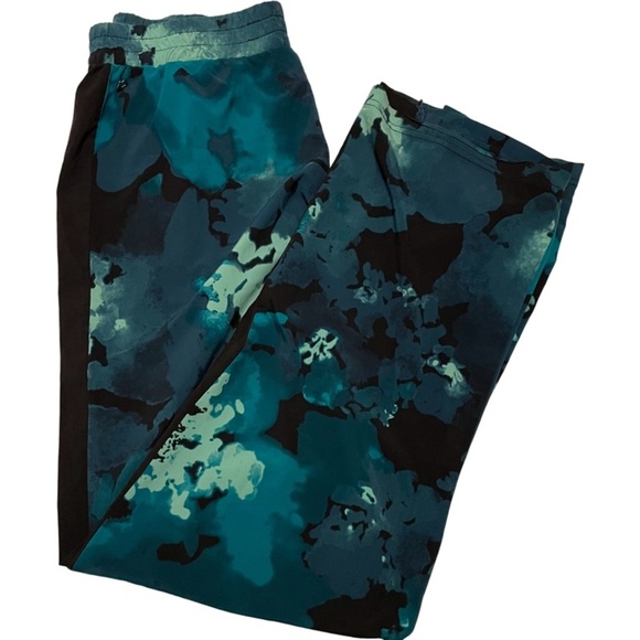 Fabletics Pants - Fabletics Parachute Pants